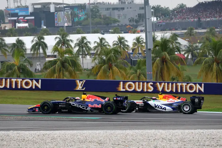 Verstappen Lawson, Racepictures