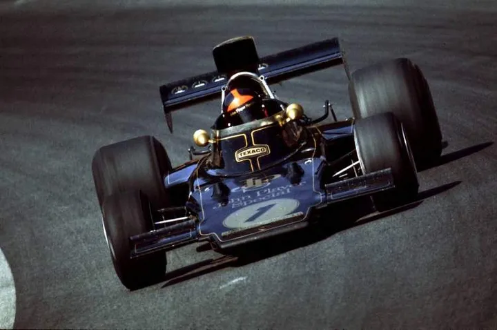 emerson fittipaldi lotus 72