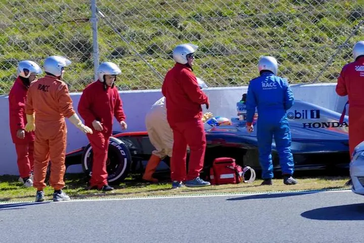 fernando-alonso-crash