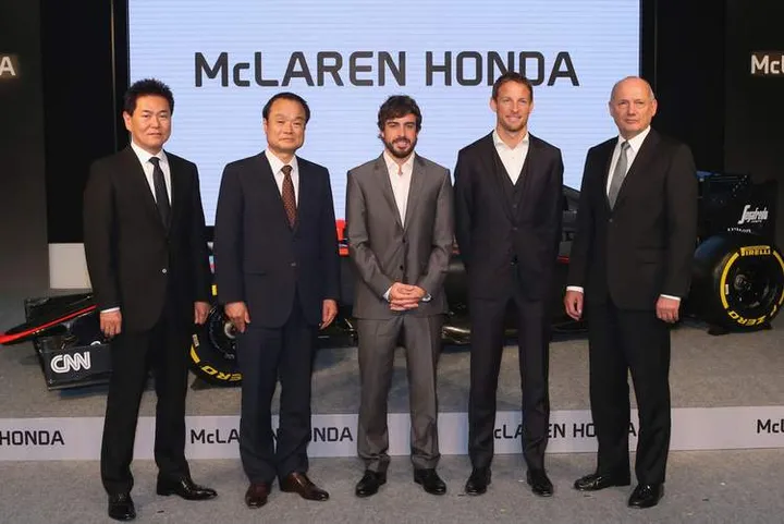 Alonso Button Arai Dennis Honda McLaren
