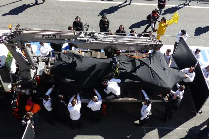 Alonso Mcalren Honda Accident Barcelona Test