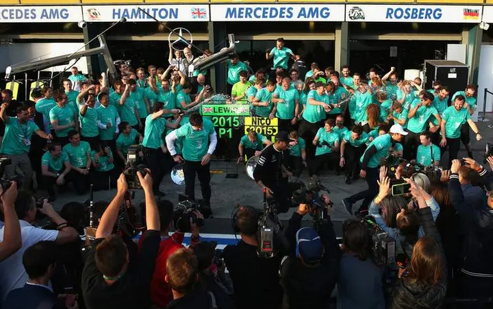 Lewis+Hamilton+Australian+F1+Grand+Prix+Mercedes+ Celebrate