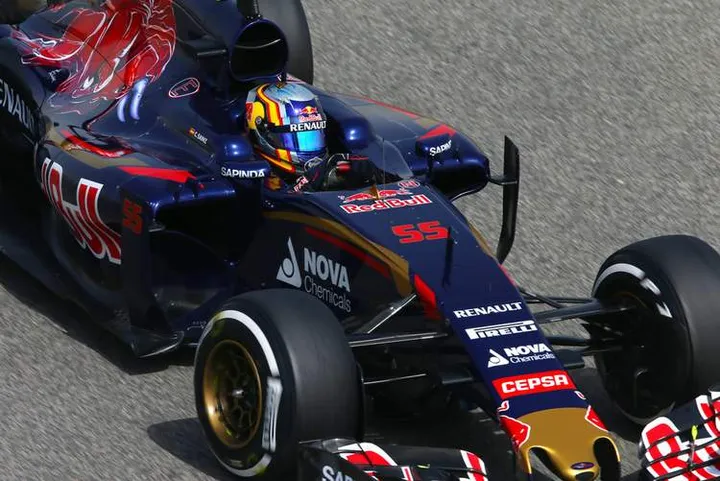 Carlos+Sainz+F1+Grand+Prix+Bahrain+Practice