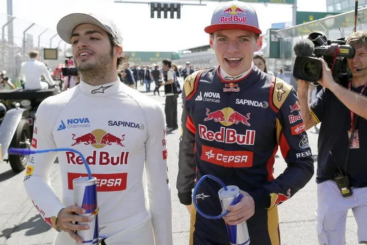 carlos-sainz-max-verstappen