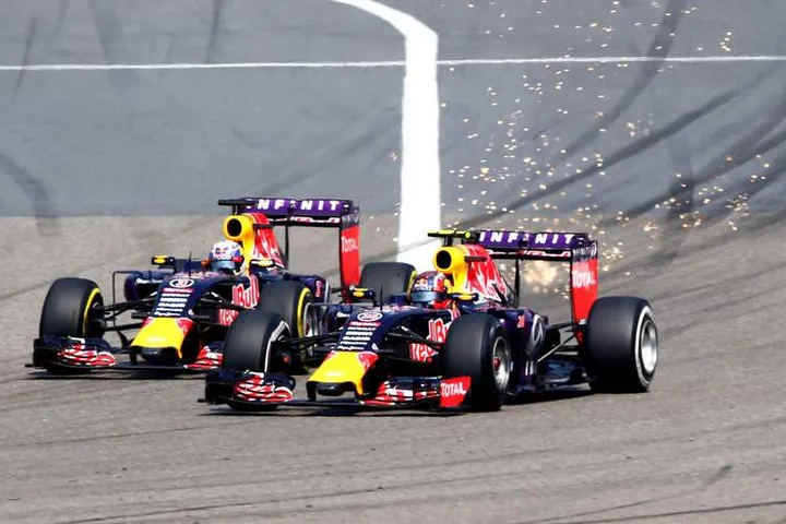 Ricciardo+Grand+Prix+of+China+Kvyat