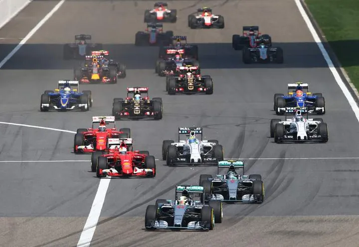 Lewis+Hamilton+F1+Grand+Prix+China+start