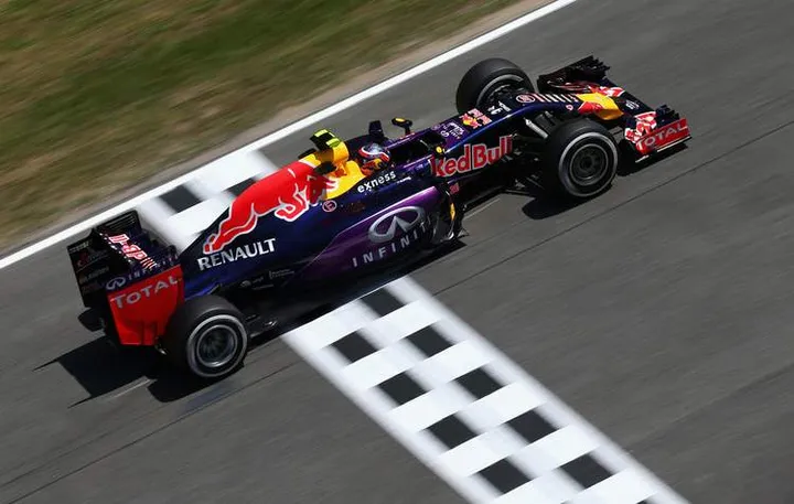 Daniil+Kvyat+Spanish+F1+Grand+Prix+Practice