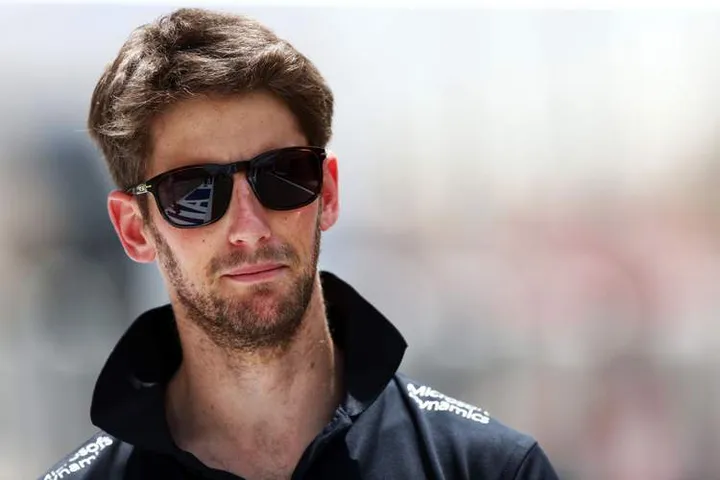 Romain Grosjean (FRA) Lotus F1 Team.Bahrain Grand Prix, Thursday 16th April 2015. Sakhir, Bahrain.