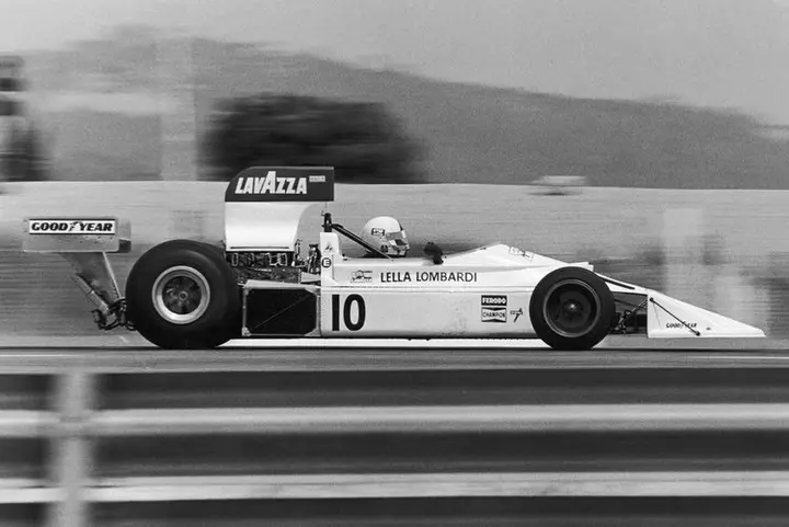 lella_lombardi__spain_1975__by_f1_history-d5sc274