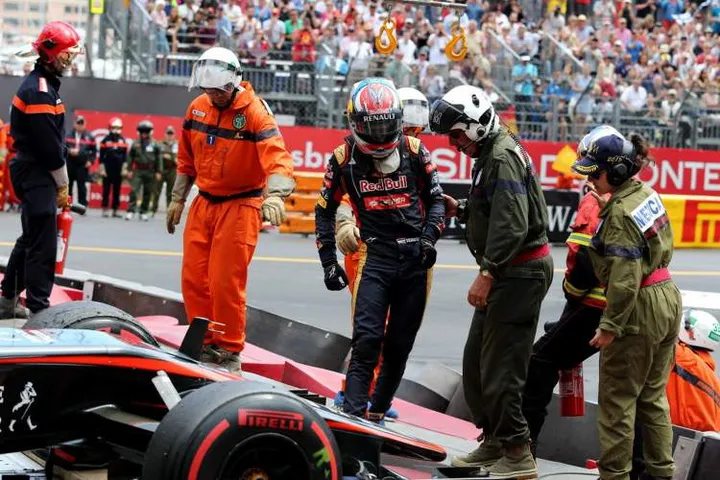 Max+Verstappen+Monaco+crash