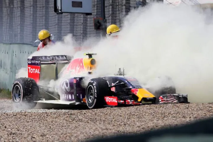 Daniil-Kvyat-Formel-1-GP-China-2015-fotoshowBigImage-545762ed-856574