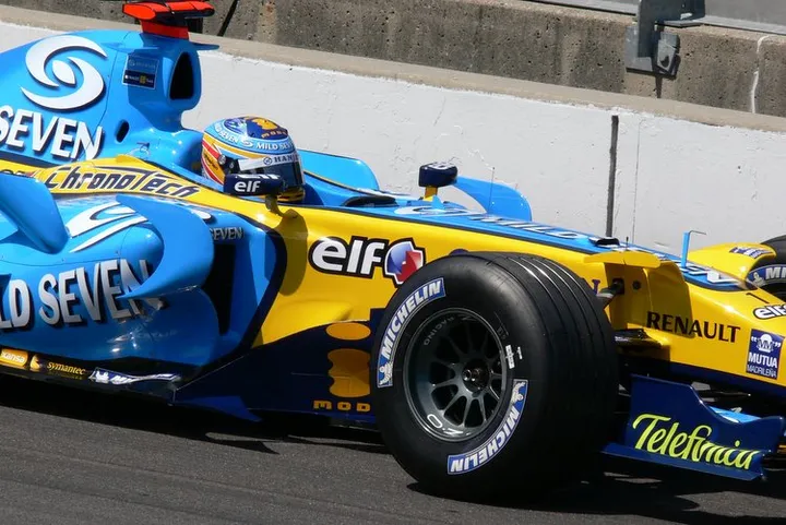 Fernando Alonso Renault Michelin 2006