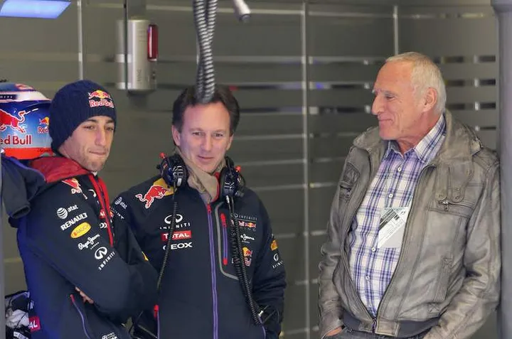 Mateschitz-Ricciardo-Horner-Red-Bull-2014-fotoshowBigImage-a14d8cba-766299
