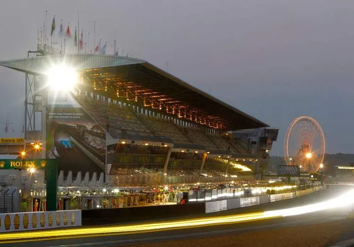 porsche-factory-team-returning-to-le-mans-in-2013-with-911-991-rsr-52516_1