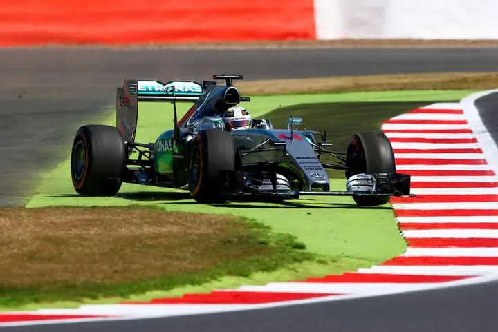 F1+Grand+Prix+Great+Britain+Practice+Hamilton