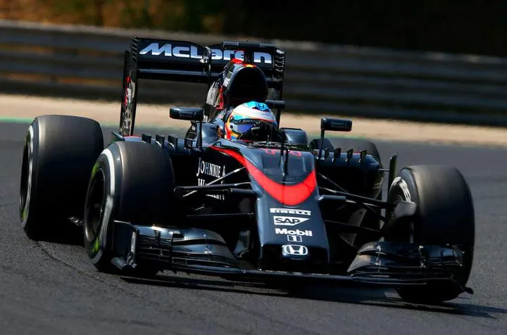 Fernando+Alonso+F1+Grand+Prix+Hungary+Practice+G14-nEcycXTx