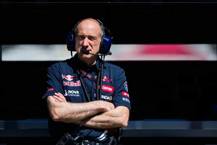 Franz+Tost+Australian+F1+Grand+Prix+Qualifying+D_TyuaDZyCix
