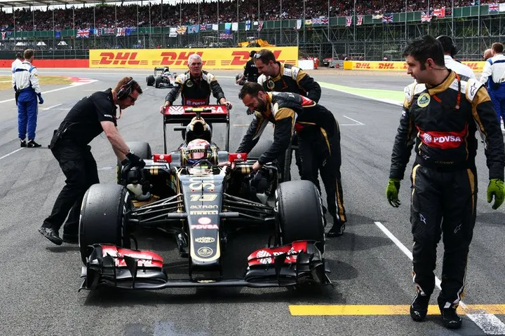 Motor Racing - Formula One World Championship - British Grand Prix - Race Day - Silverstone, England