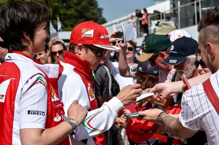 Raikkonen Ferrari Fans