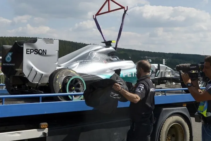 nico-rosberg-mercedes-2015-belgian-gp_3340185