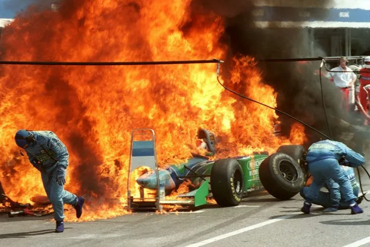 Verstappen Fire-001