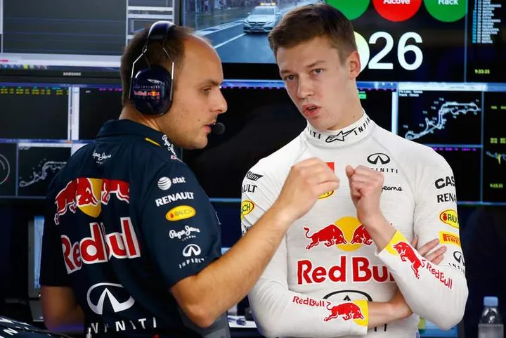 Daniil+Kvyat+F1+Grand+Prix+Japan+Practice+GQ2vspZRCg0x (1)