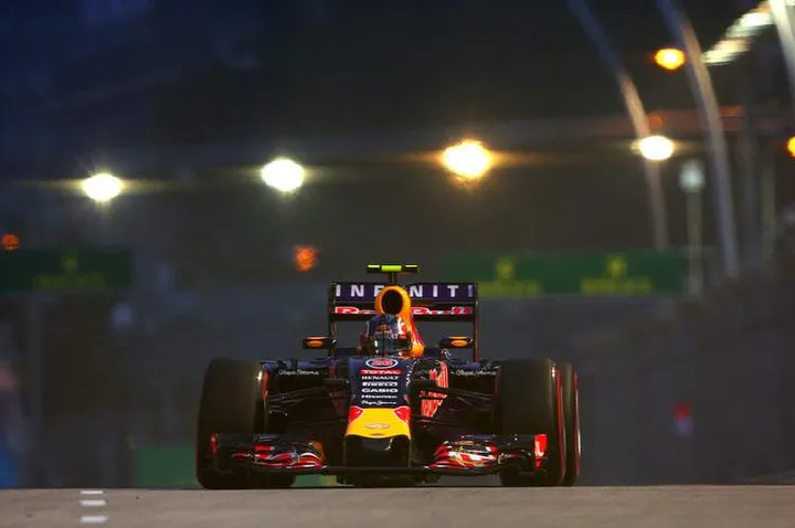 Daniil+Kvyat+F1+Grand+Prix+Singapore+Qualifying+1r9lDXZSvCax