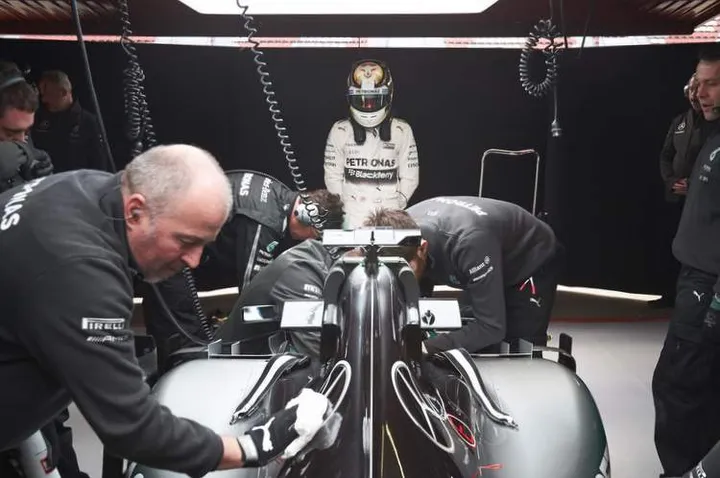 Mercedes Barcelona Test Hamilton Hamilton