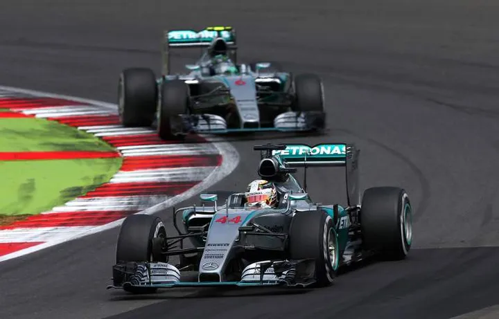 Nico+Rosberg+Lewis+Hamilton+F1+Grand+Prix+lQ6QCcXF86Rx