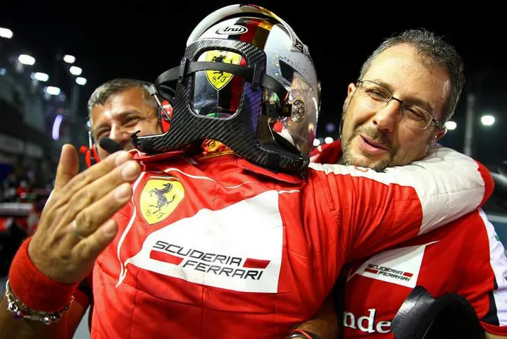Sebastian+Vettel+F1+Grand+Prix+Singapore+Qualifying+cpouUUijRdVx