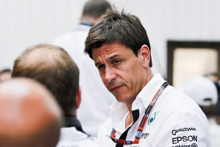 epa04860243 Austrian Mercedes motor sport boss Torger Christian "Toto" Wolff during the third practice session at the Hungaroring race track in Mogyorod near Budapest, Hungary, 25 July 2015. The 20d15 Hungarian Formula One Grand Prix will take place on 26 July.  EPA/SRDJAN SUKI