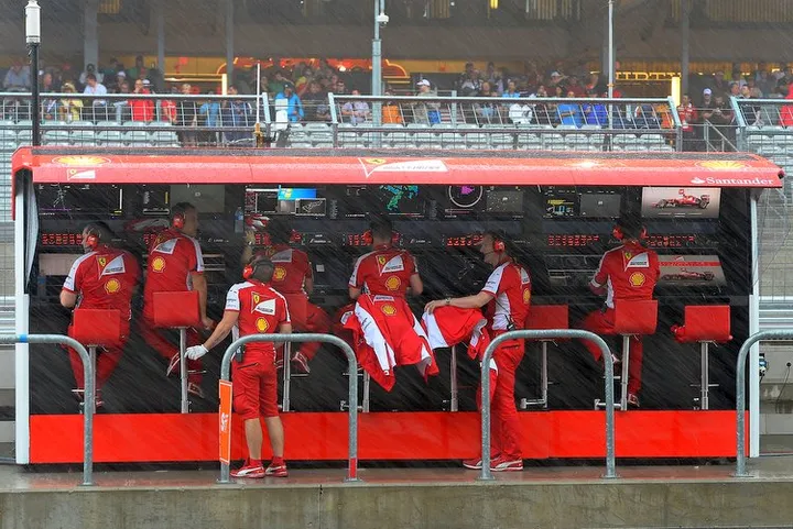 Ferrari pit gantry