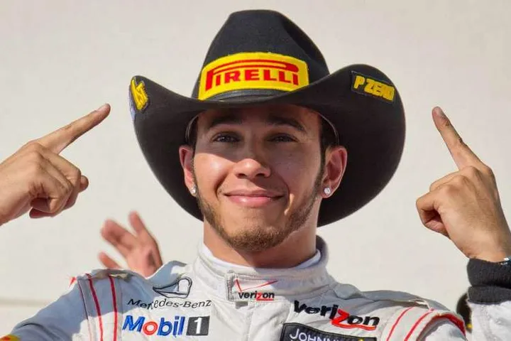 482669888-formel-grand-prix-usa-lewis-hamilton-OVafa94Bja7