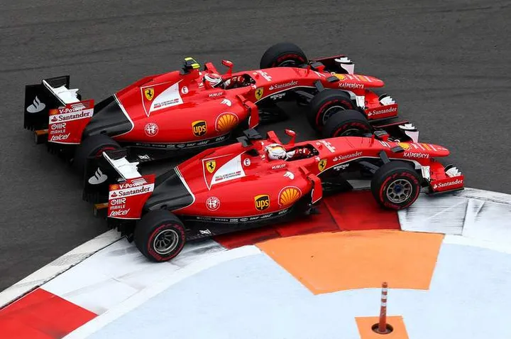 F1+Grand+Prix+of+Russia+Vettel+Raikkonen