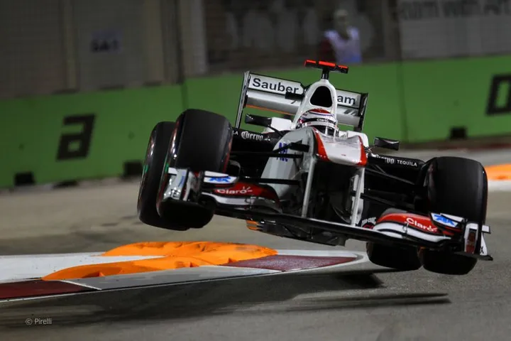 2011 Singapore Grand Prix - FridayMarina Bay Circuit, Singapore.23rd September 2011.Kamui Kobayashi, BMW Sauber C30 Ferrari. Photo: Lorenzo Bellanca /LAT Photographicref: Digital Image GU5G4976