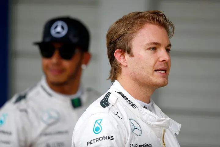 Nico+Rosberg+Lewis+Hamilton+F1+Grand+Prix+jh1OpAWDzZWx