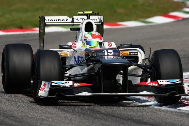 MONZA, ITALY - SEPTEMBER 09: Sergio Perez of Mexico and Sauber F1 drives during the Italian Formula One Grand Prix at the Autodromo Nazionale di Monza on September 9, 2012 in Monza, Italy. (Photo by Clive Mason/Getty Images)