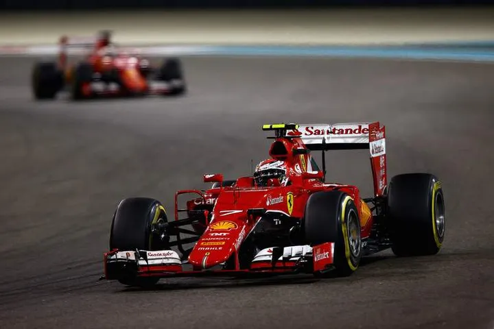 Raikkonen+Vettel+Grand+Prix+of+Abu+Dhabi+TCQ4vyRhxtlx