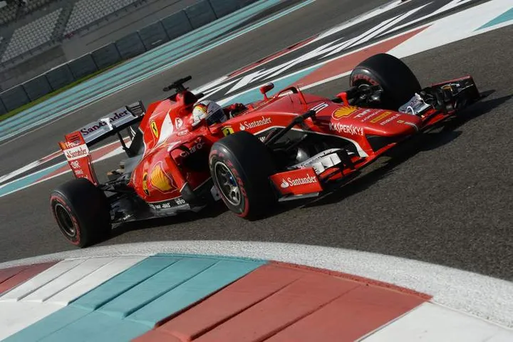 TEST ABU DHABI F1/2015 Vettel