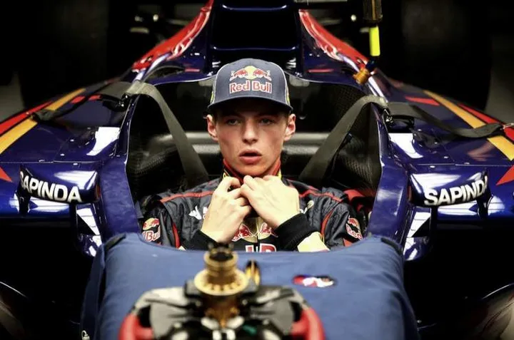 max-verstappen-prof-02
