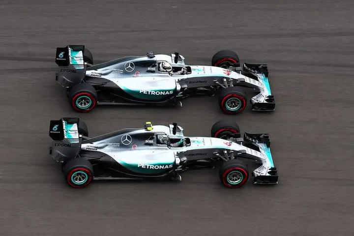 Nico+Rosberg+Lewis+Hamilton+F1+Grand+Prix+0eQdK0GGWe4x