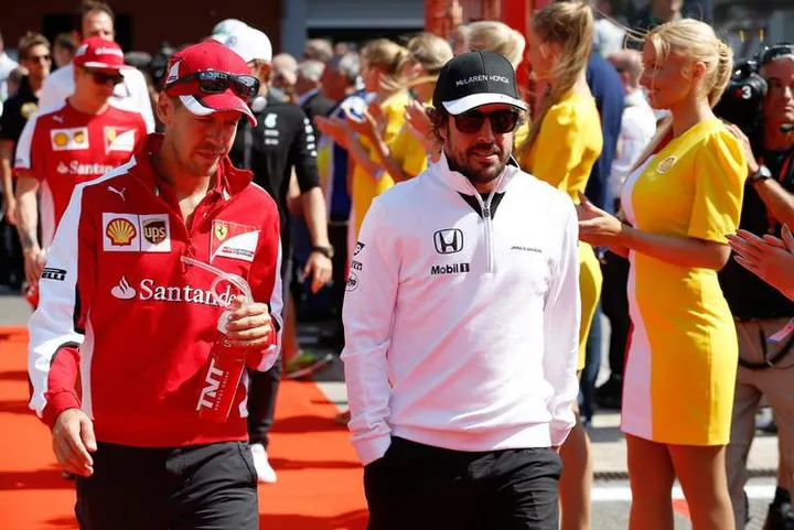 Fernando+Alonso+Sebastian+Vettel+F1+Grand+8L1Pjthptklx