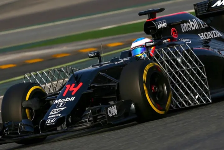 F1+Testing+Barcelona+Day+Two+Alonso-001