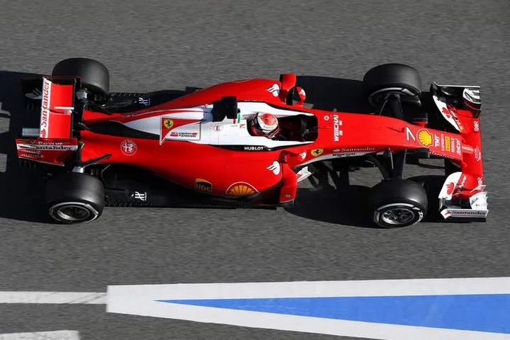 Kimi+Raikkonen+F1+Testing+Barcelona+Day+Three+dLFs-Ybqiovx