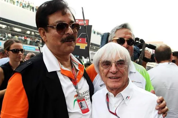 Sahara-Subrata-Roy-meets-F1-boss-Bernie-Ecclestone