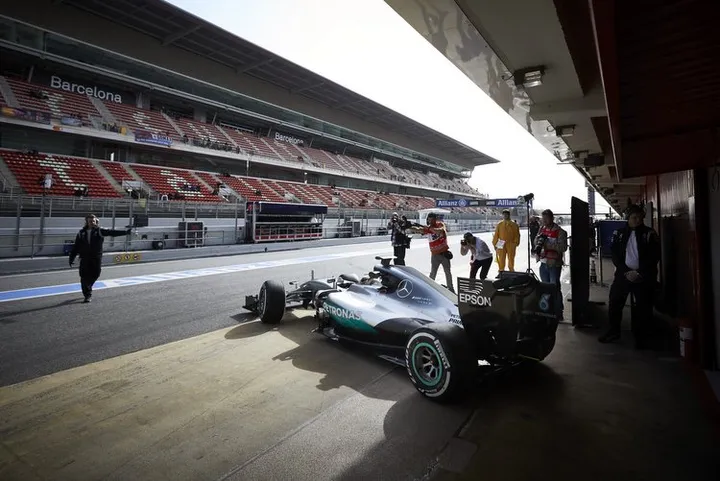 Hamilton Mercedes test F1 Barcelona