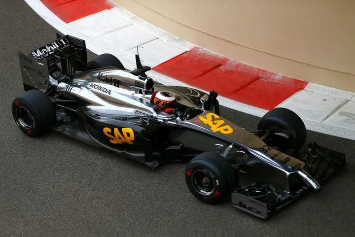 Stoffel+Vandoorne+F1+Testing+Abu+Dhabi+Day+vAiJkKQ9Lf-x