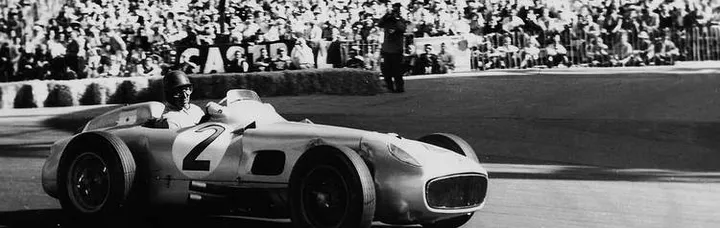 Juan Manuel Fangio, born June 24, 1911 in Balcarce / Argentina, died July 17, 1995 in Buenos Aires. In 1950 Juan Manuel Fangio joined the Alfa Romeo racing team and became Formula One World Champion the following year. His motor-racing career was interrupted for a year by a serious accident at Monza in 1952. Juan Manuel Fangio joined the Mercedes-Benz racing squad in 1954. Driving the W 196 racer, he won the Formula One World Championship in the same year and repeated the feat the following year. He also achieved many other great victories for Mercedes-Benz. He retried from active motor racing 1958.
