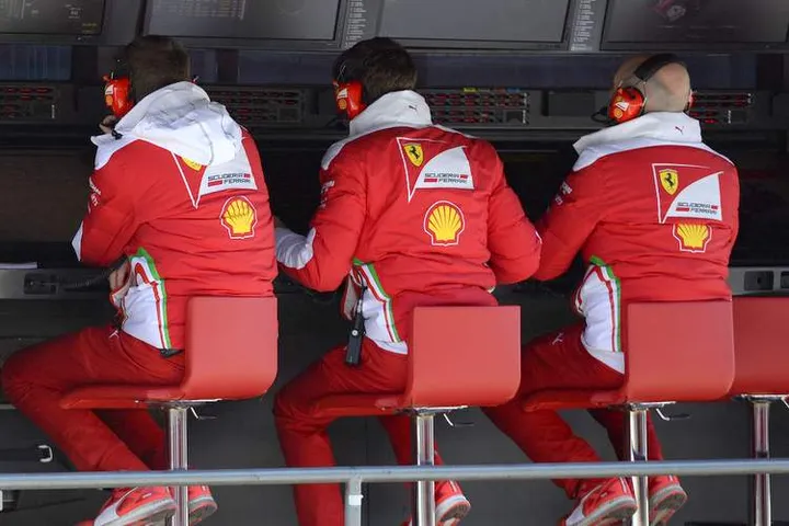Ferrari pit gantry