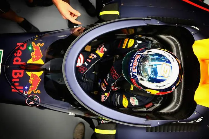 Daniel+Ricciardo+F1+Grand+Prix+Russia+Previews+closed+cockpit